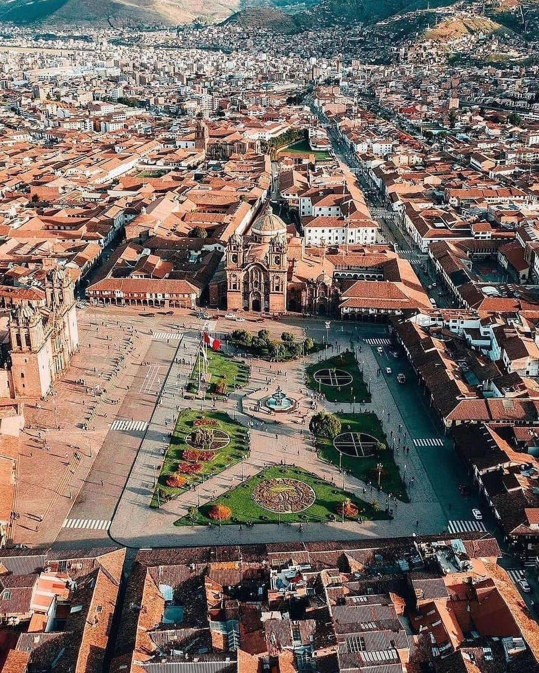 Vista aérea de Lima, la capital de Perú, como destino de luna de miel