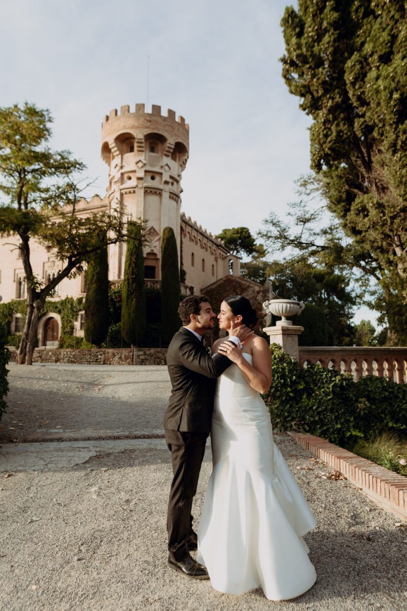 Valeria and Vinicius dancing in front of Castell de Sant Marçal, near Barcelona
